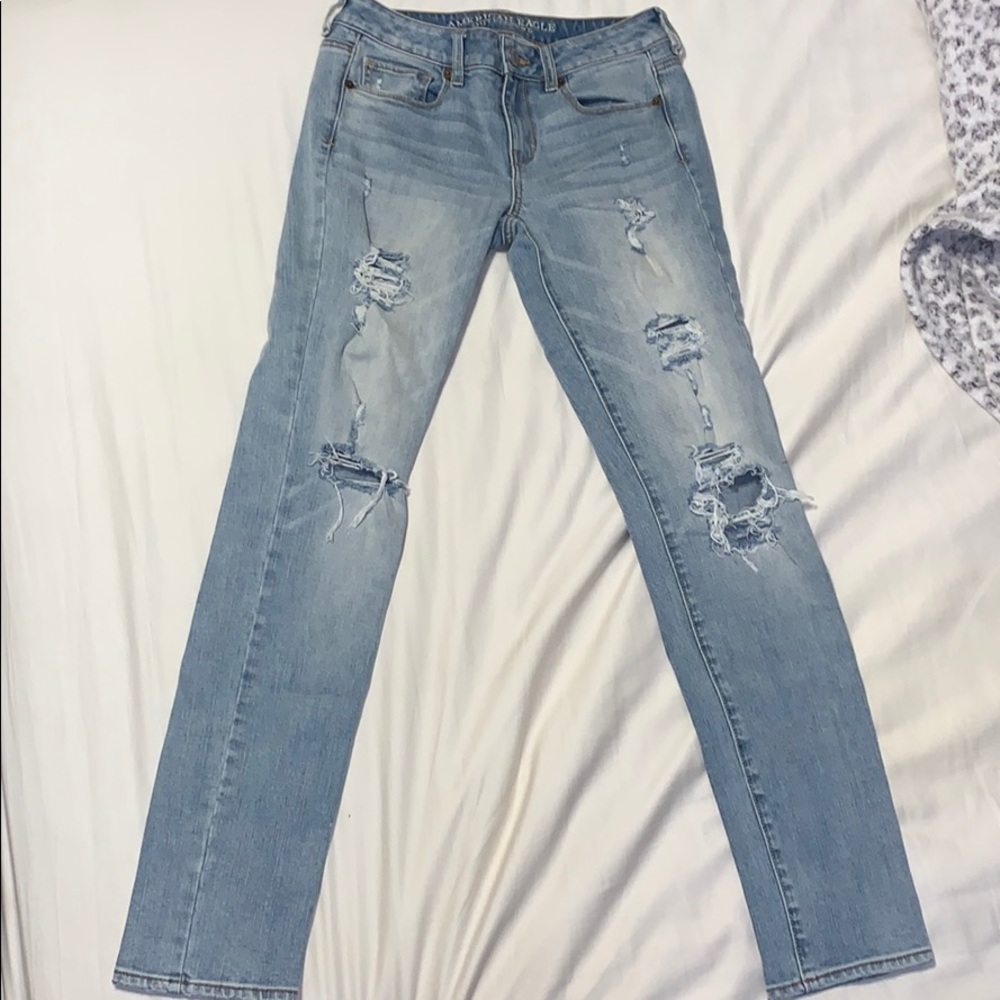 Distressed/Ripped American Eagle Jeans!